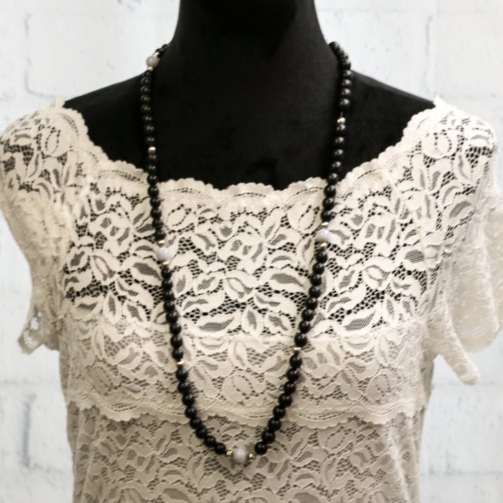 Karla Jordan Burinut Blue Lace Bead Necklace Set